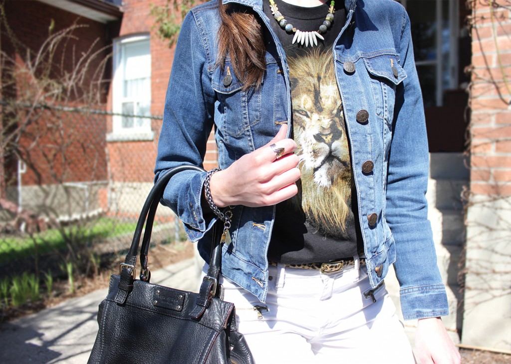 Style Bee in Jean Jacket, White Pants and Kate Spade Purse.