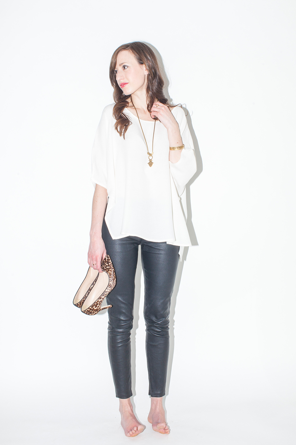 Style Bee in Hackwith top and leather pants