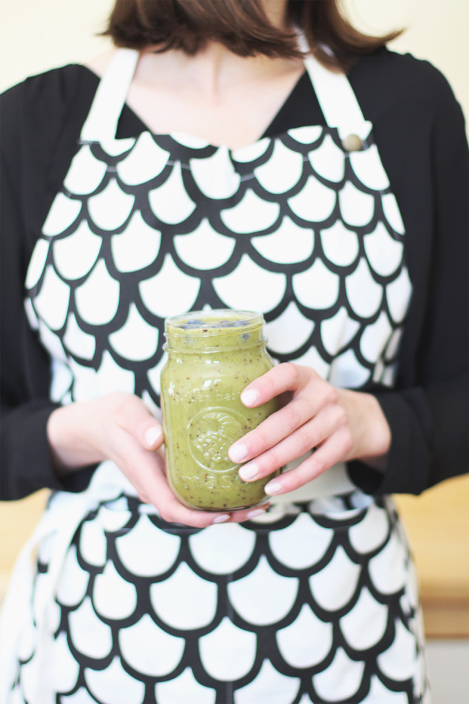 StyleBee - Green Smoothie - Lint + Honey