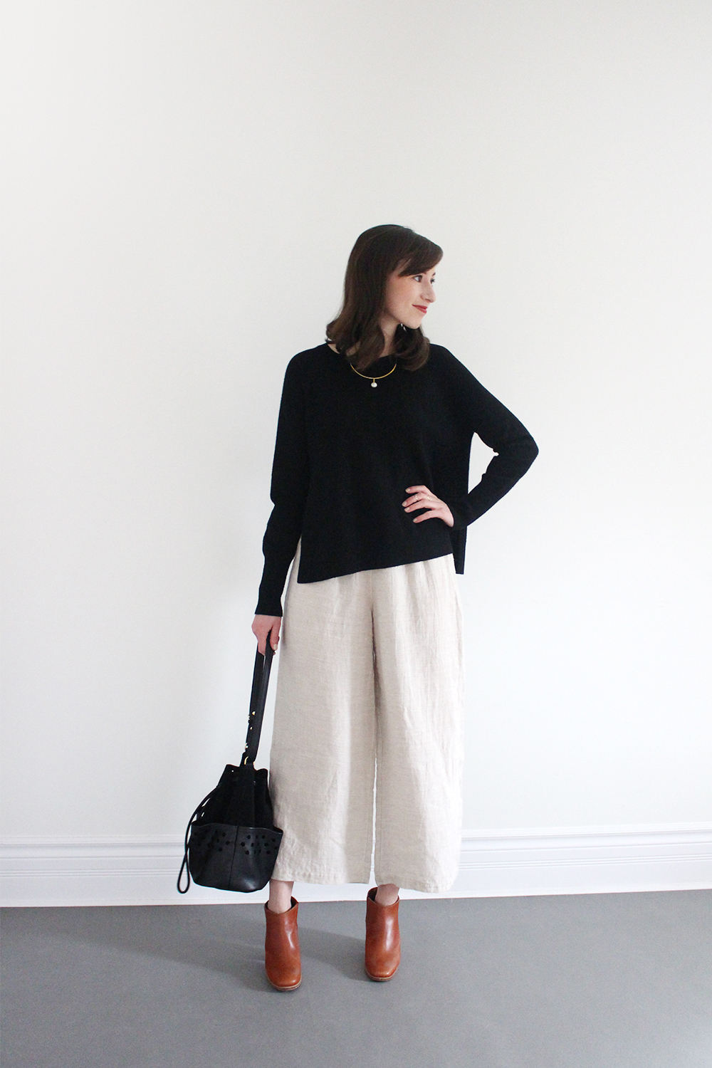 Style Bee - Look 14 - Claire Green