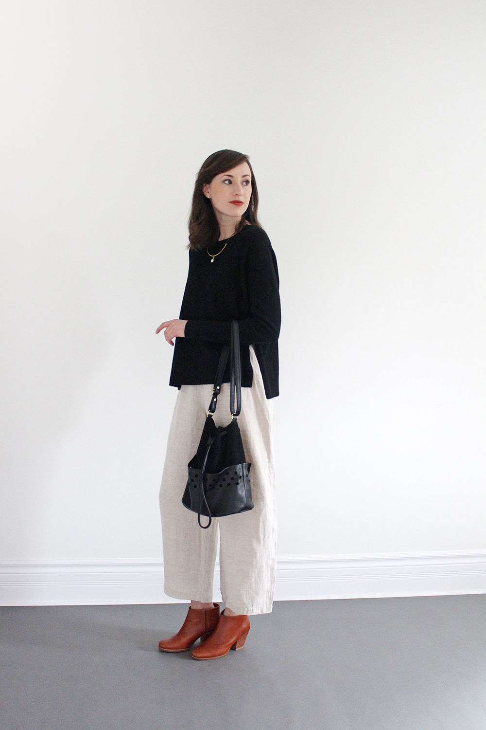 Style Bee - Look 14 - Claire Green