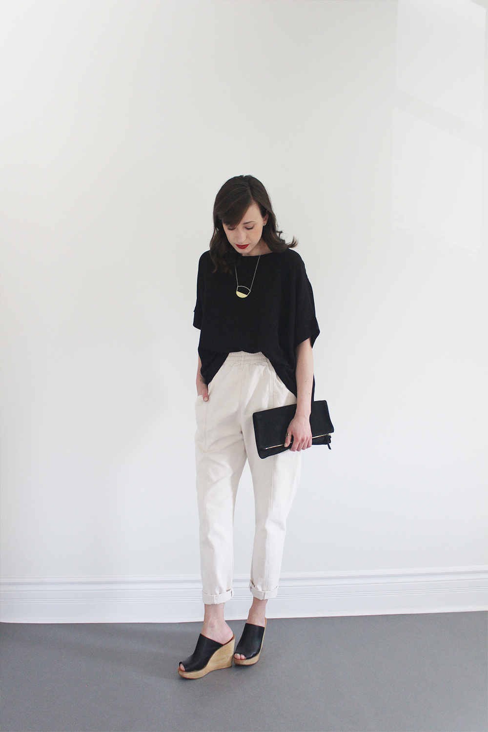 Style Bee - Look 15 - The Fine Line