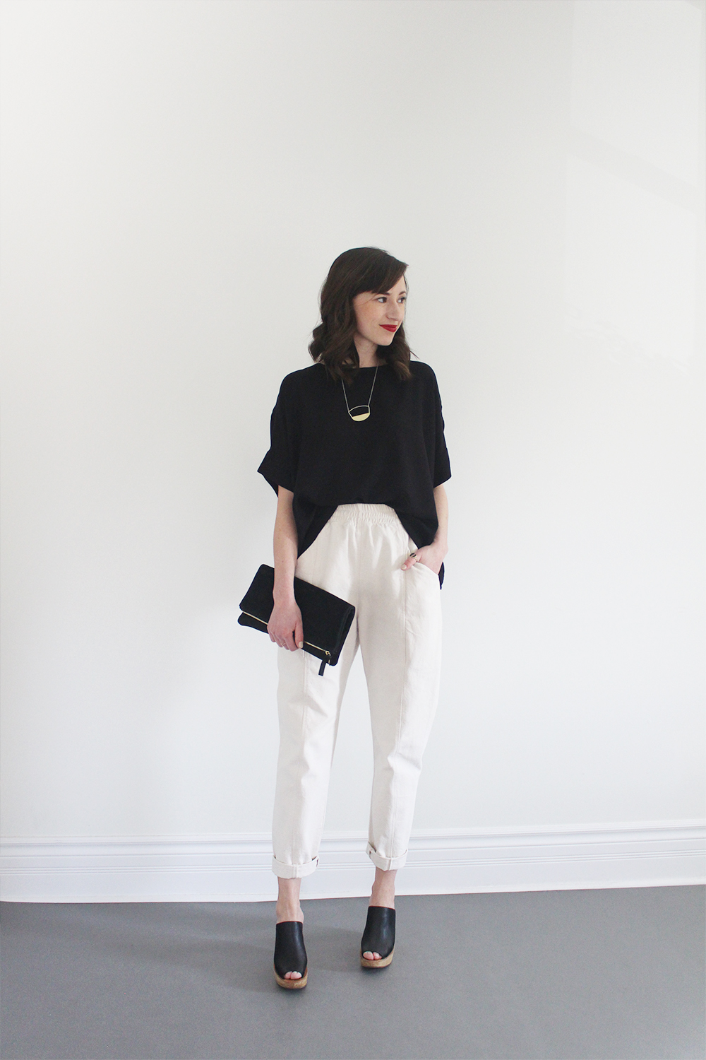 Style Bee - Look 15 - The Fine Line