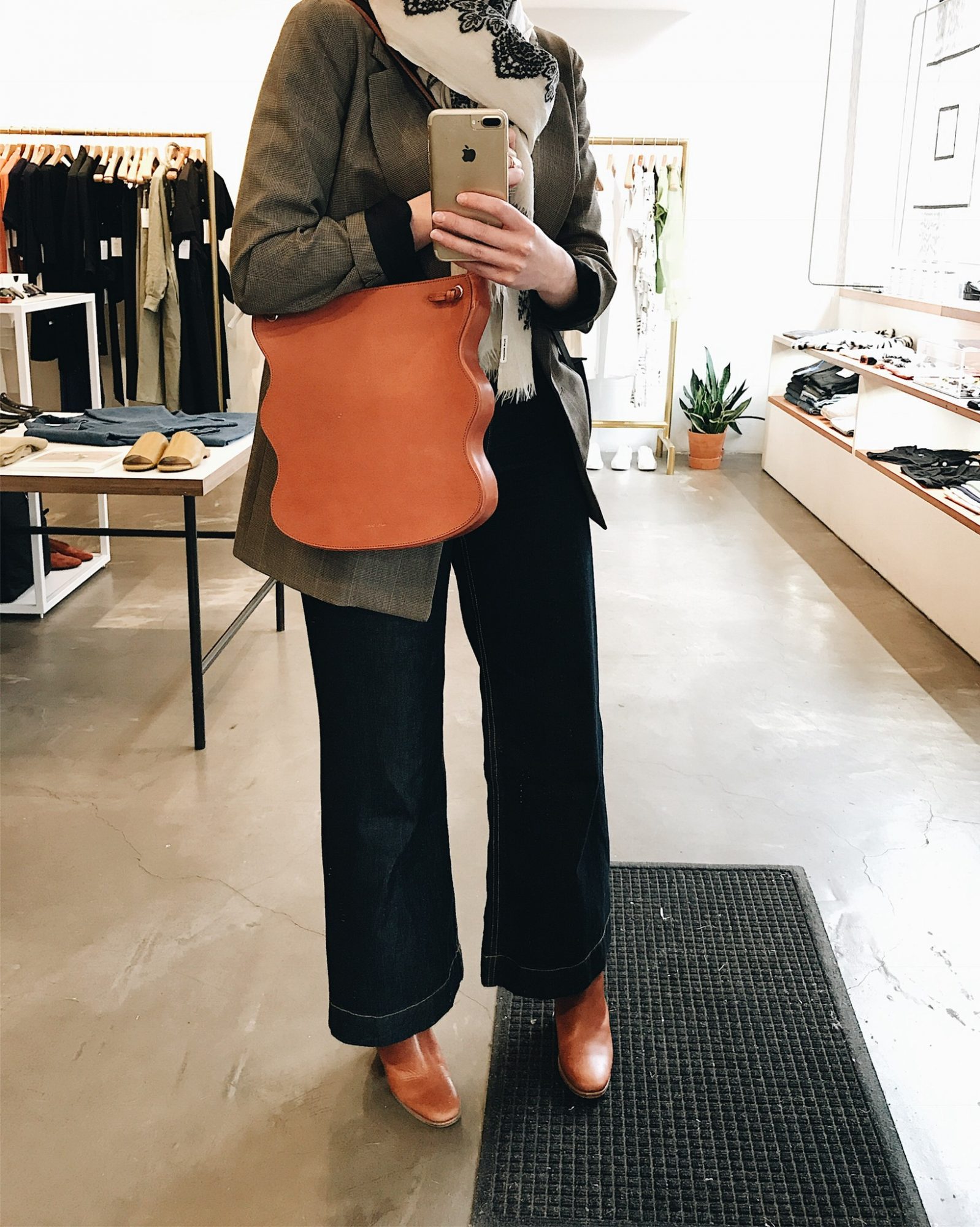 Style Bee - Saturday Shop Hop