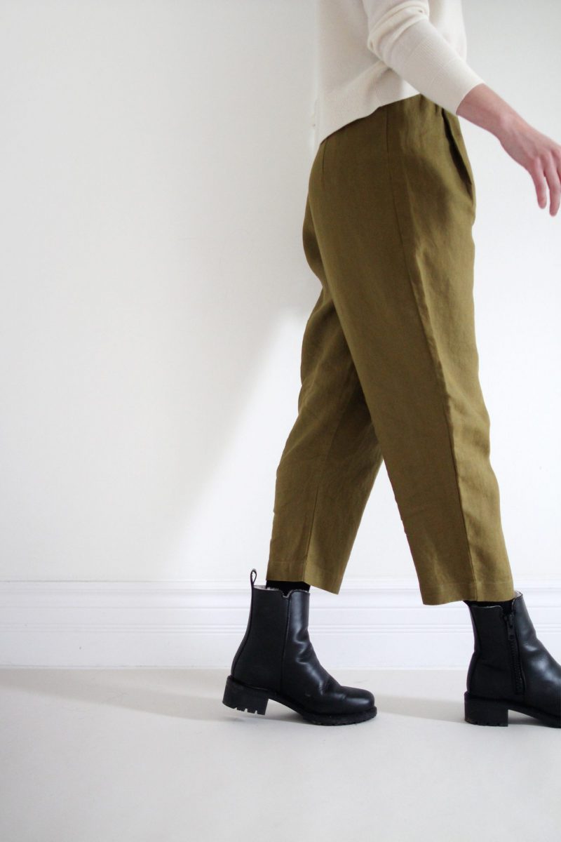 How to Wear Linen Pants in the Winter - Seasons + Salt